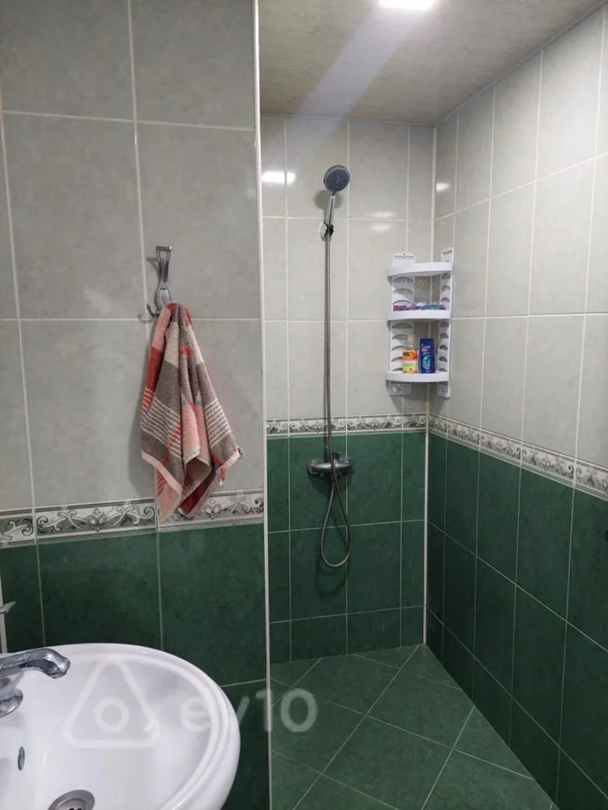 Kirayə verilir 2 otaqlı yeni tikili 60 m²