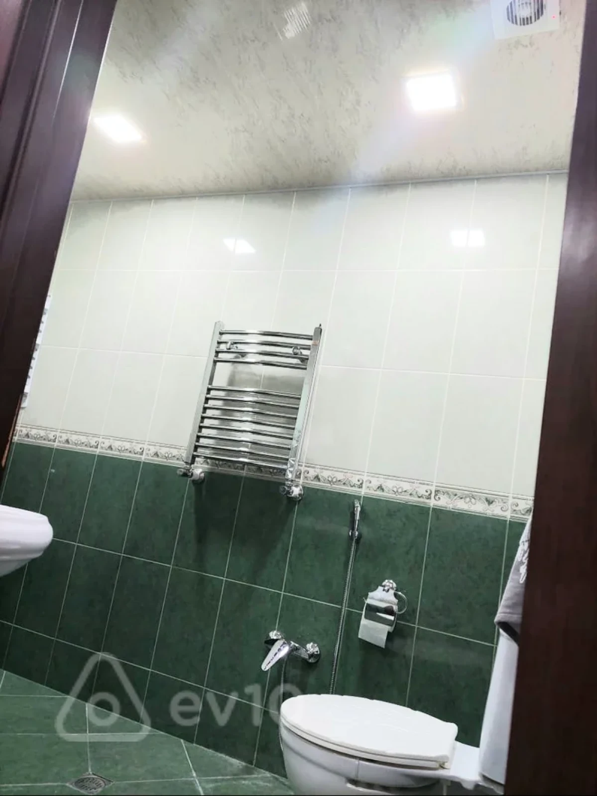 Kirayə verilir 2 otaqlı yeni tikili 60 m²