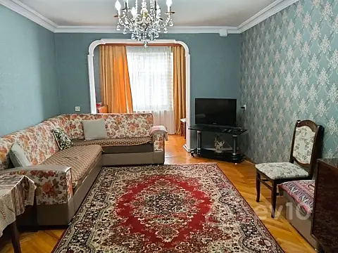 Satılır 3 otaqlı köhnə tikili 70 m² — Bakı, Yasamal 3 otaq 70.00 m²
