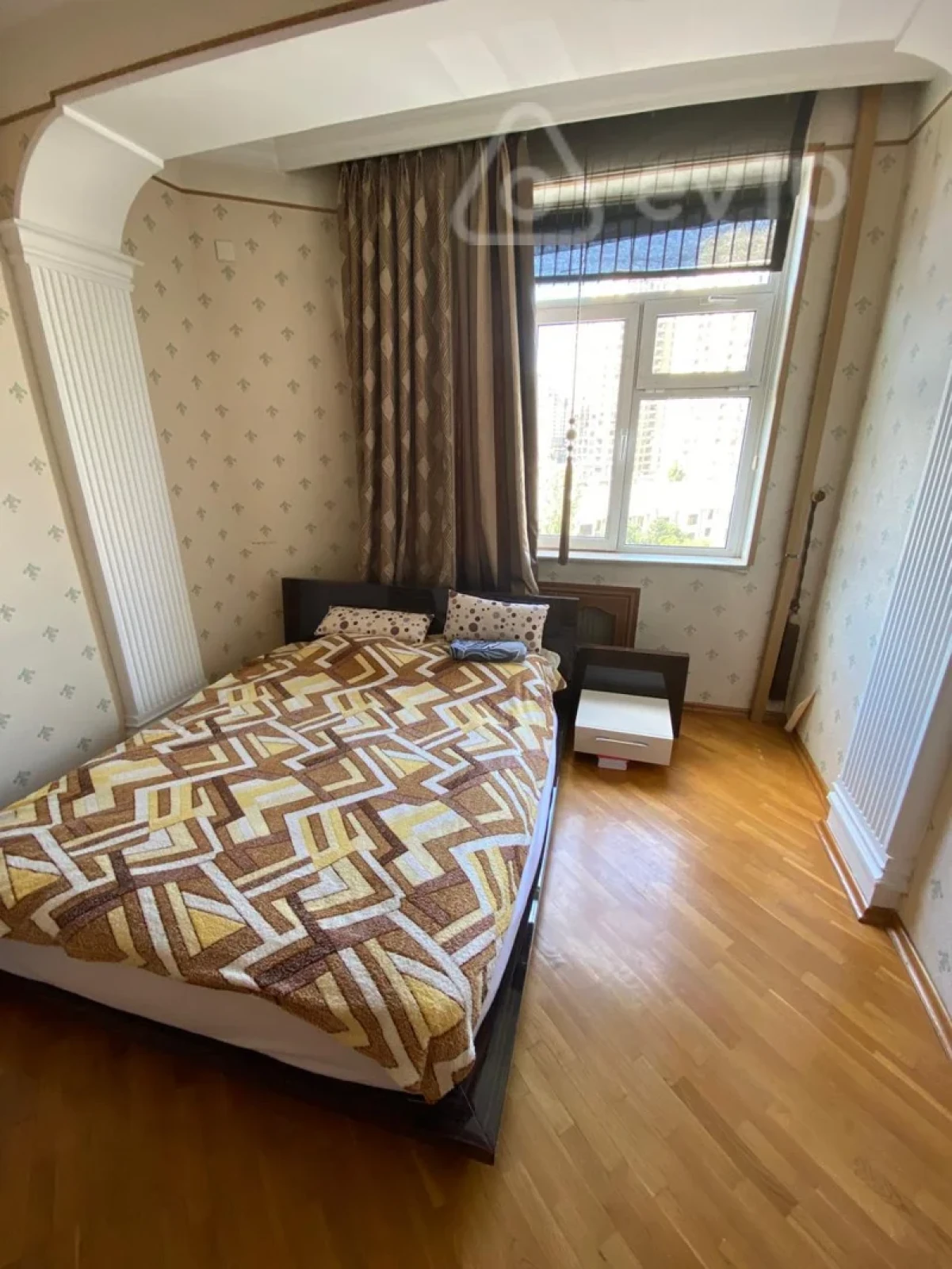 Satılır 3 otaqlı yeni tikili 160 m²