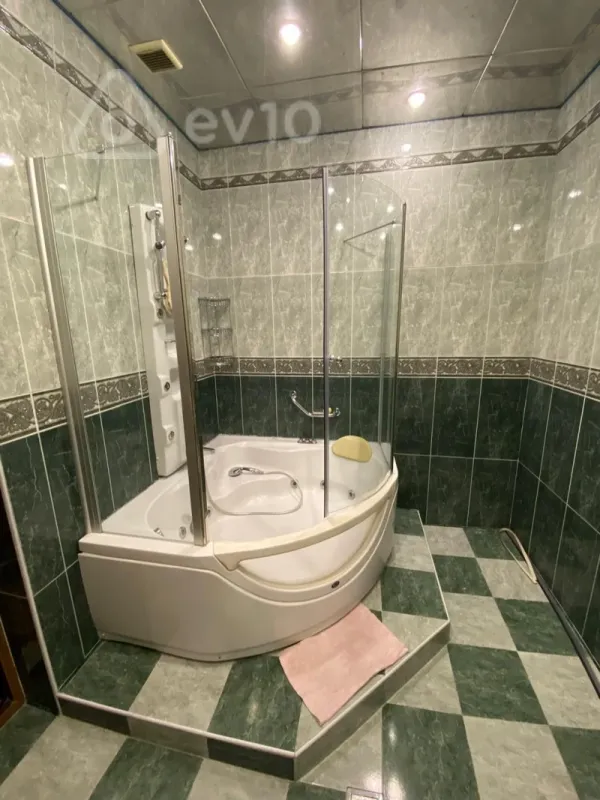 Satılır 3 otaqlı yeni tikili 160 m²