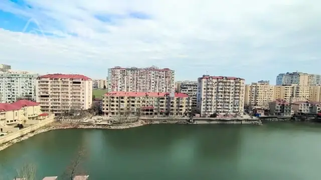 Satılır 3 otaqlı yeni tikili 160 m²