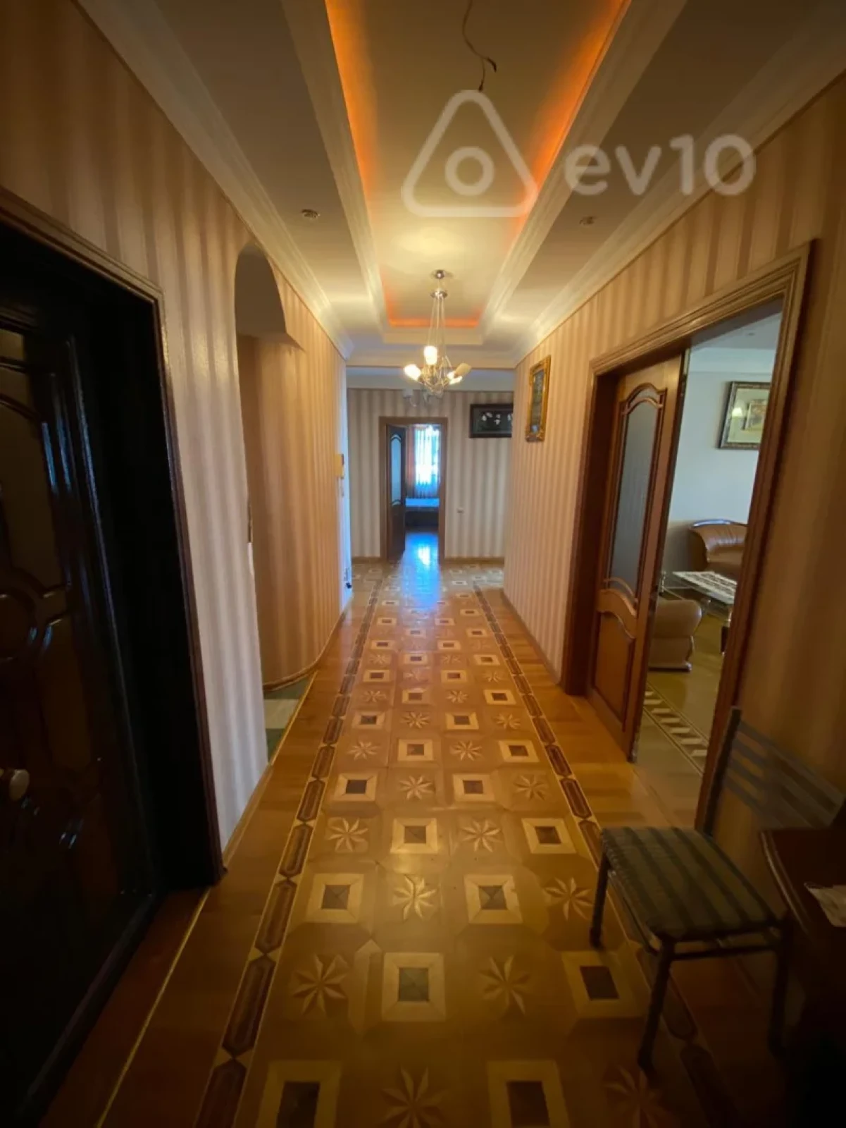 Satılır 3 otaqlı yeni tikili 160 m²