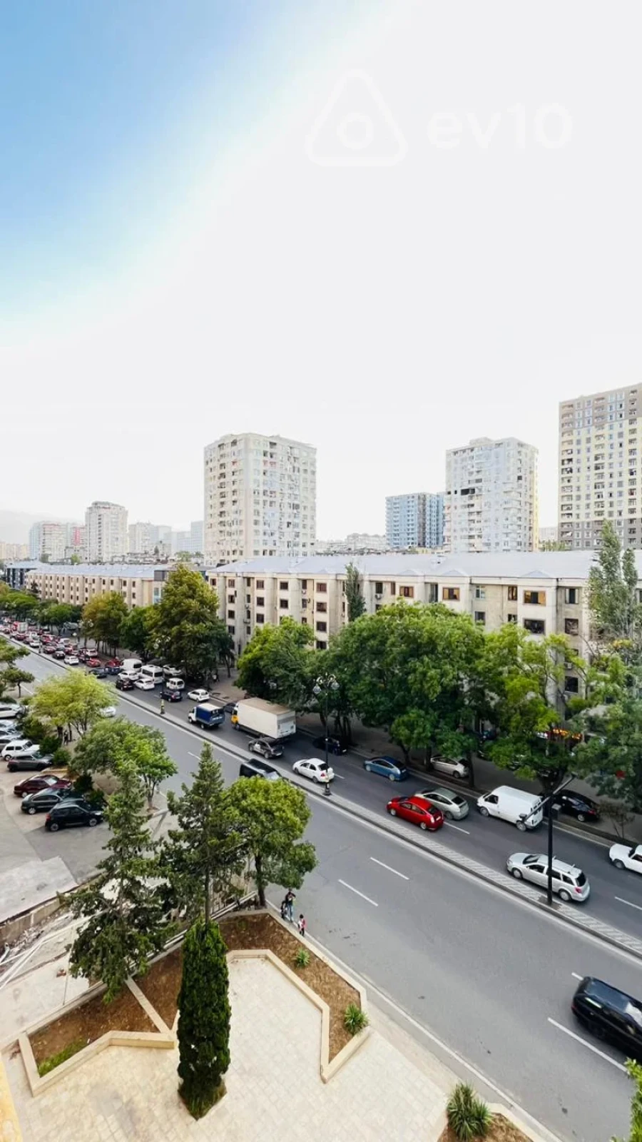 Satılır 3 otaqlı yeni tikili 160 m²