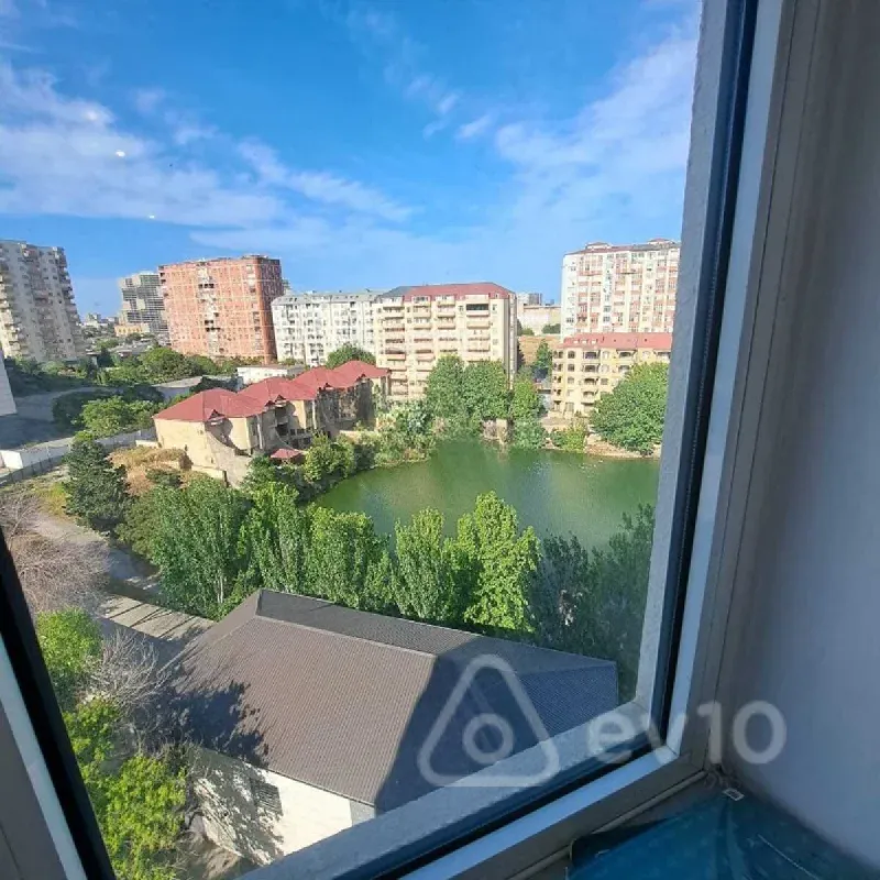 Satılır 3 otaqlı yeni tikili 160 m²