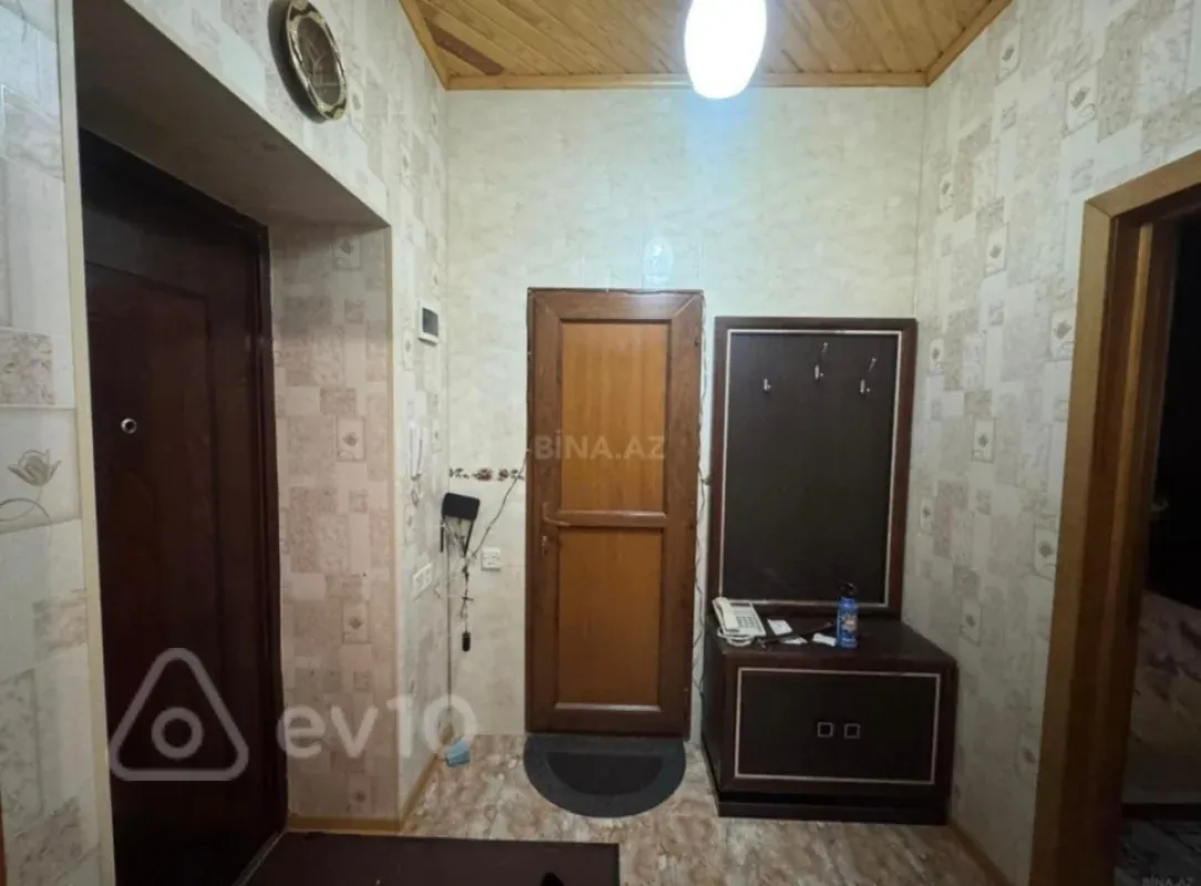 Kirayə verilir 2 otaqlı yeni tikili 50 m²