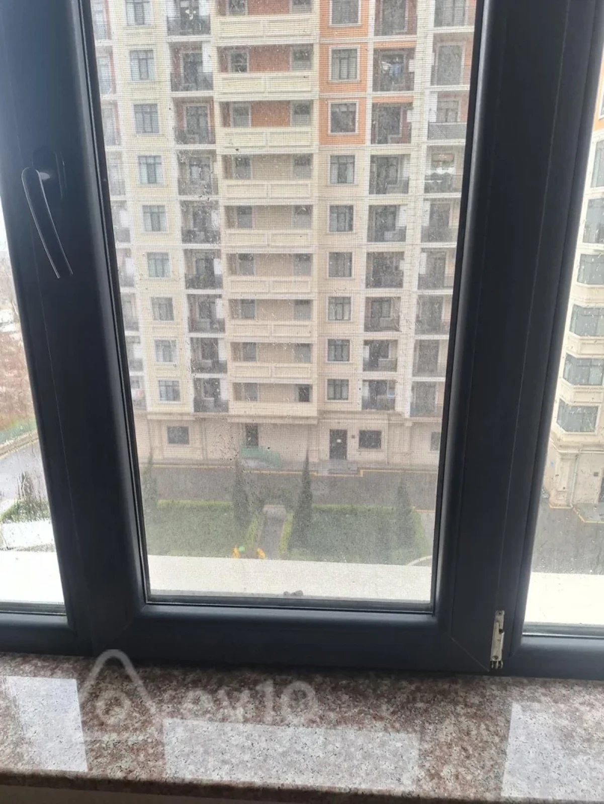 Kirayə verilir 2 otaqlı yeni tikili 50 m²