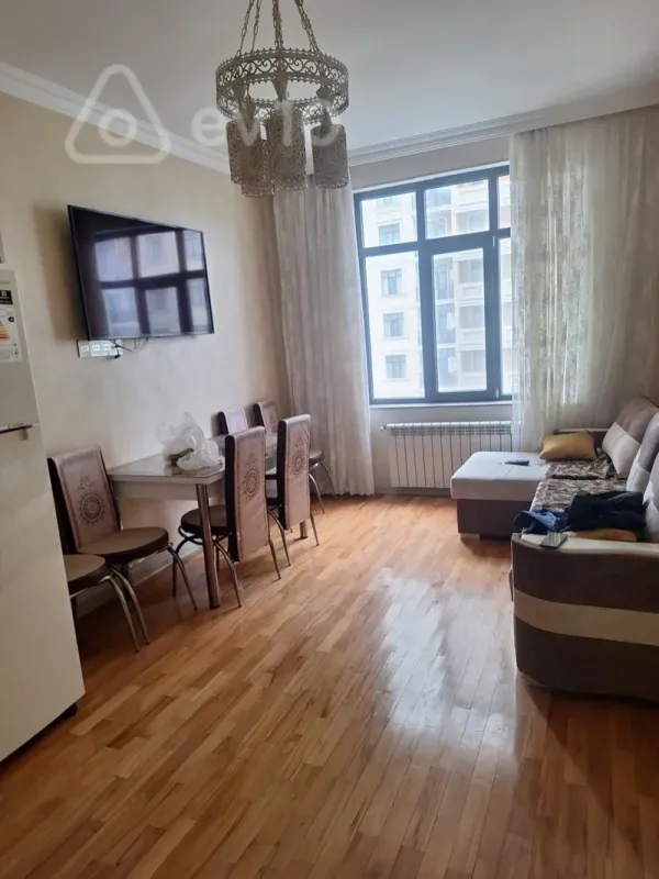 Kirayə verilir 2 otaqlı yeni tikili 50 m²