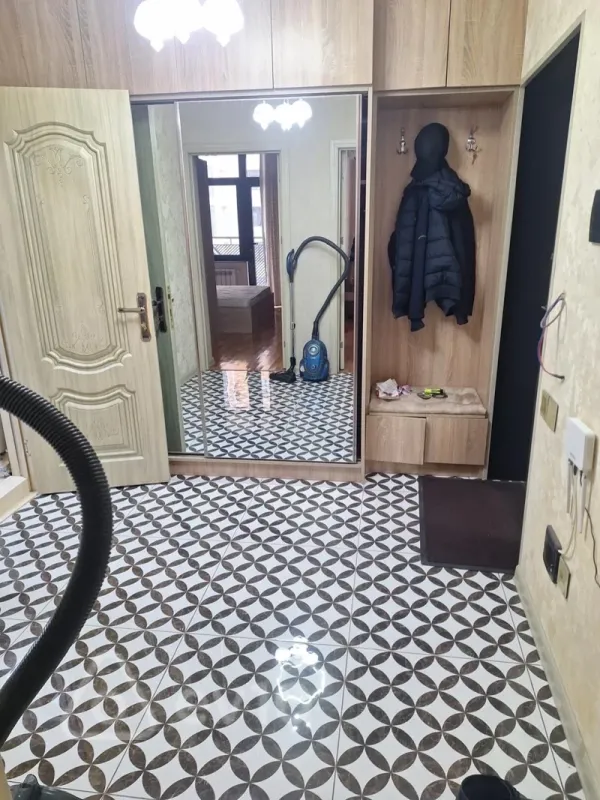 Kirayə verilir 2 otaqlı yeni tikili 50 m²