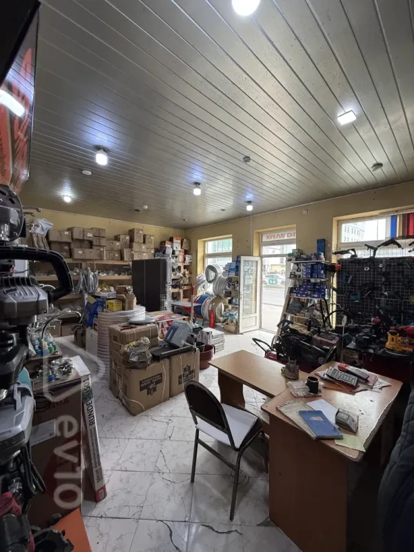 Satılır mənzil 80000 m²