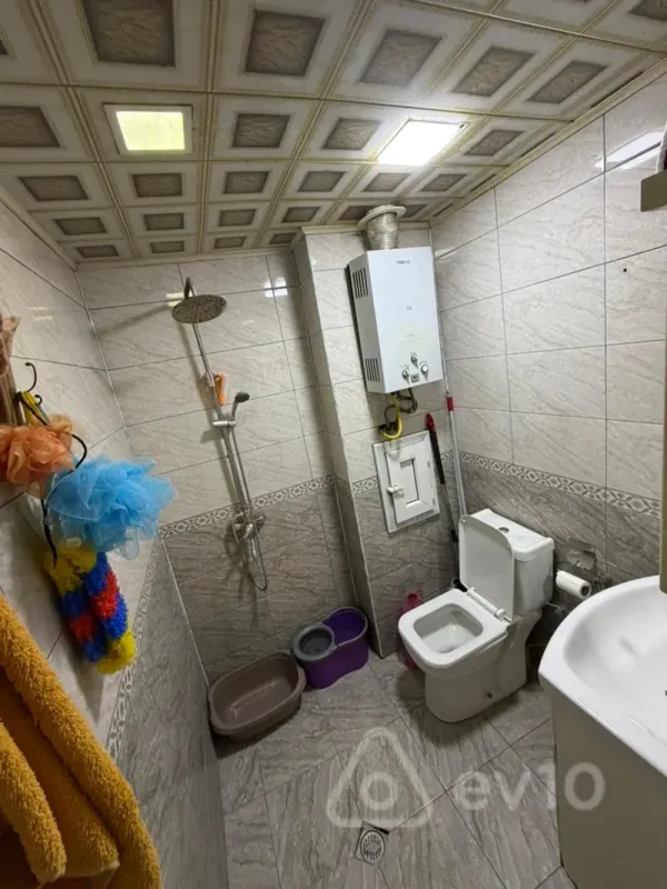 Satılır 3 otaqlı köhnə tikili 60 m²