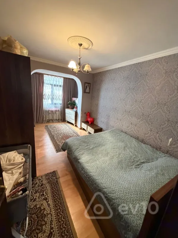 Satılır 3 otaqlı köhnə tikili 60 m²
