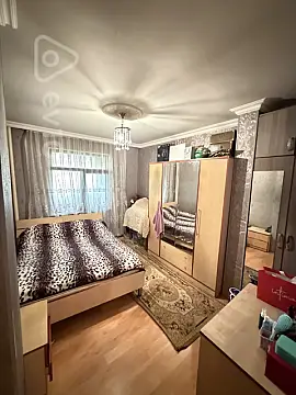 Satılır 3 otaqlı köhnə tikili 60 m²