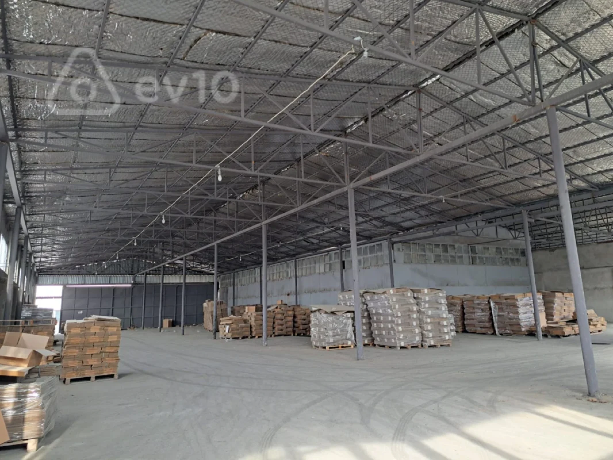 Kirayə verilir mənzil 800 m²