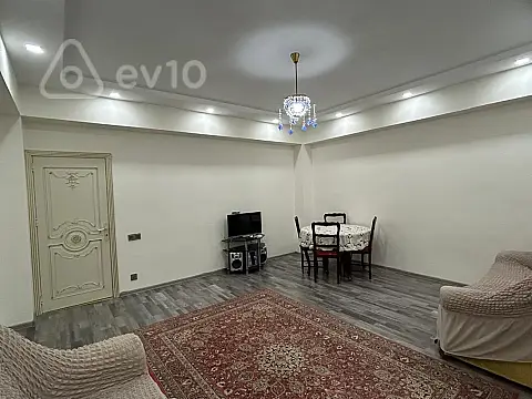Kirayə verilir 2 otaqlı yeni tikili 80 m²