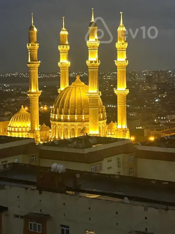 Kirayə verilir 2 otaqlı yeni tikili 80 m²