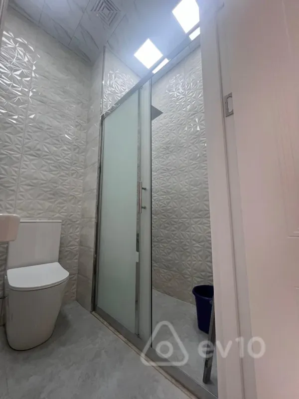 Kirayə verilir 2 otaqlı yeni tikili 55 m²