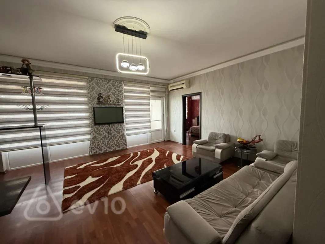Kirayə verilir 3 otaqlı yeni tikili 80 m²