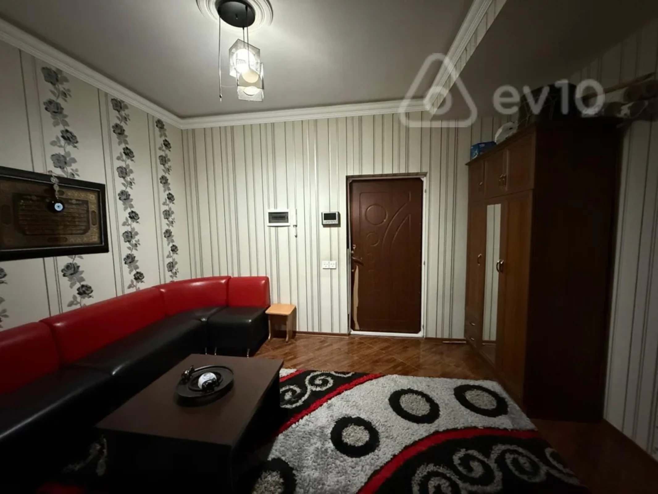 Kirayə verilir 3 otaqlı yeni tikili 80 m²