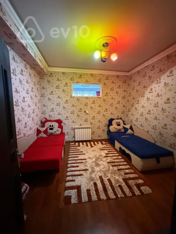 Kirayə verilir 3 otaqlı yeni tikili 80 m²