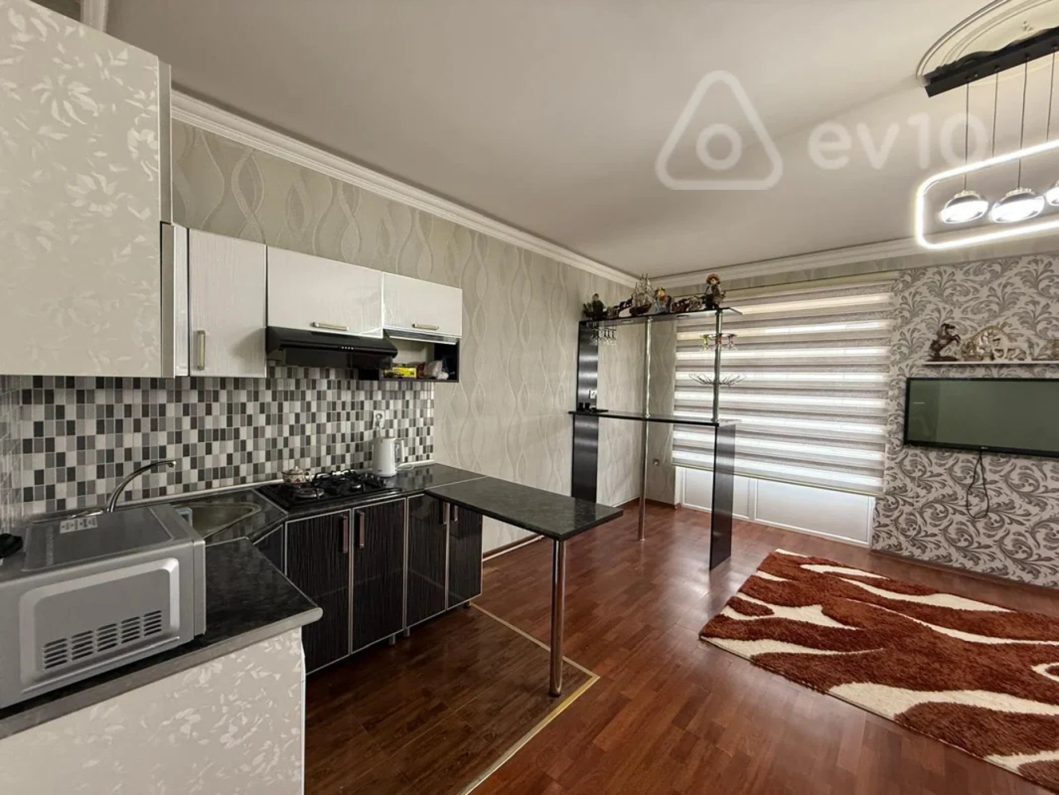 Kirayə verilir 3 otaqlı yeni tikili 80 m²