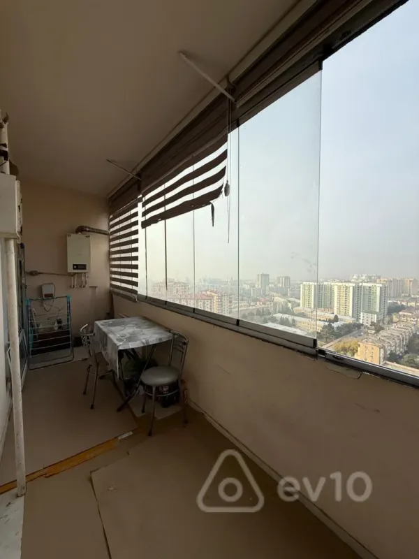 Kirayə verilir 3 otaqlı yeni tikili 80 m²