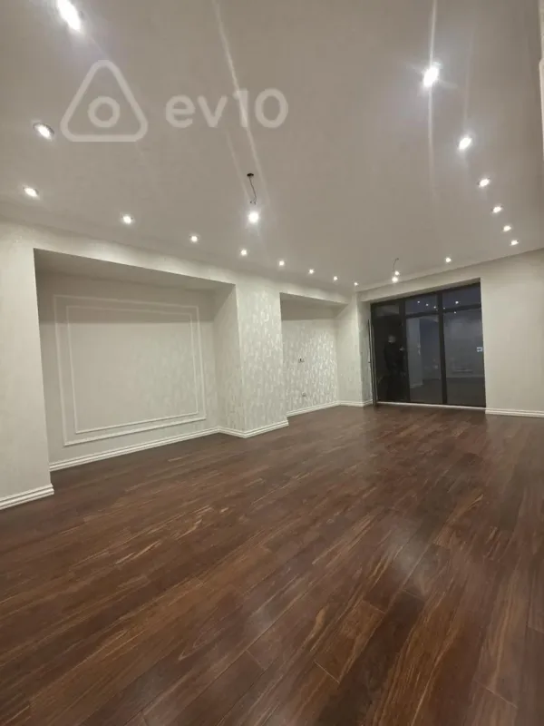 Satılır 4 otaqlı yeni tikili 178 m²