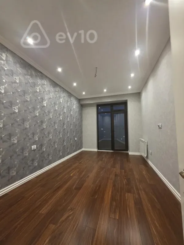 Satılır 4 otaqlı yeni tikili 178 m²