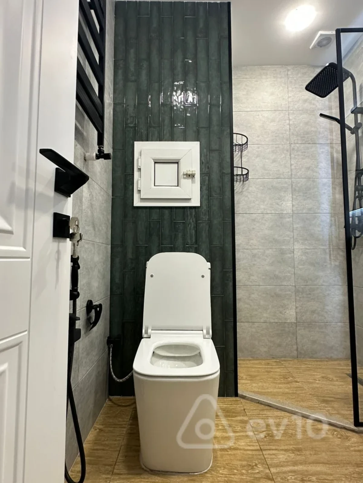 Satılır 2 otaqlı köhnə tikili 45 m²