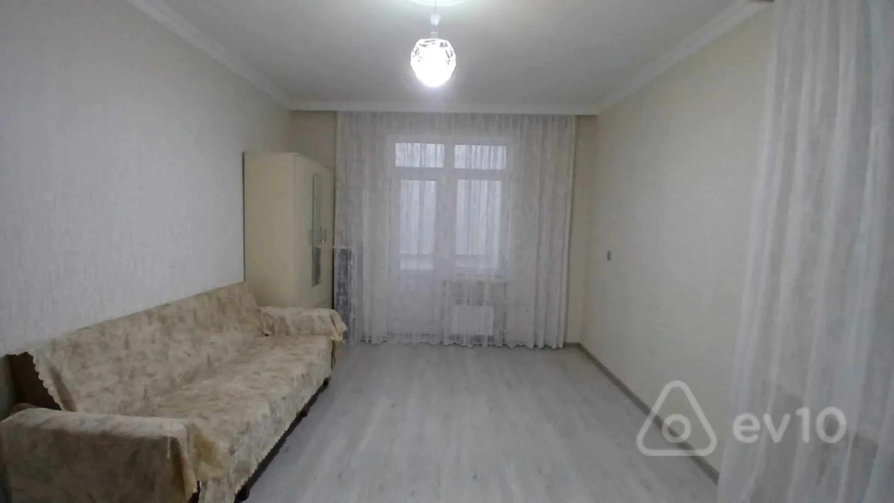 Kirayə verilir 1 otaqlı yeni tikili 33 m²