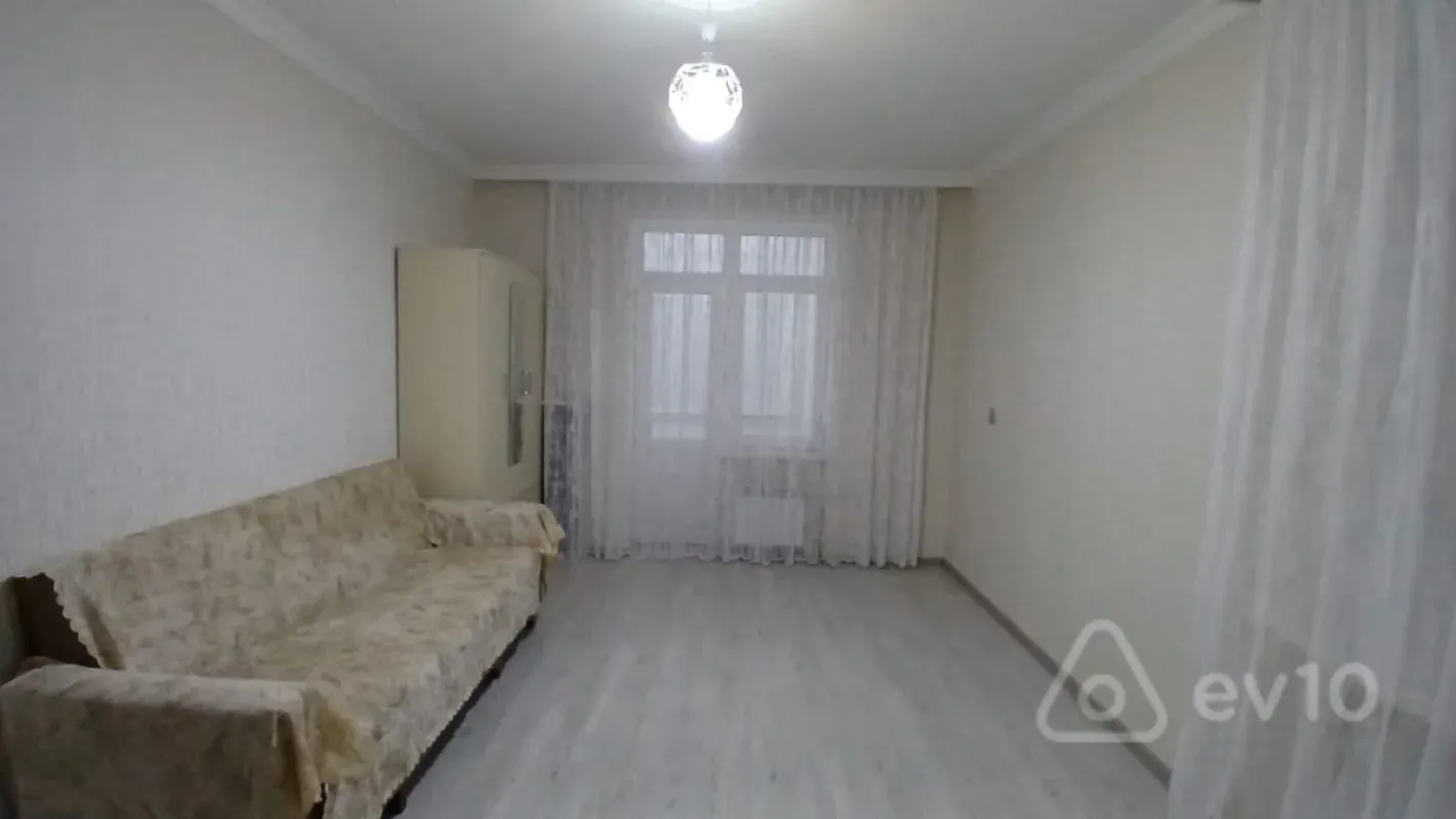 Kirayə verilir 1 otaqlı yeni tikili 33 m²