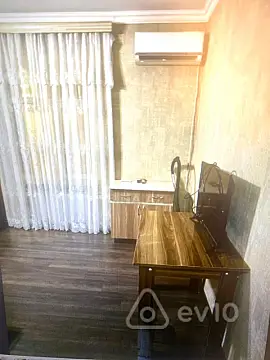 Kirayə verilir 1 otaqlı köhnə tikili 39 m²