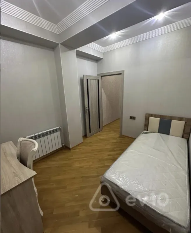 Kirayə verilir 3 otaqlı yeni tikili 99 m²