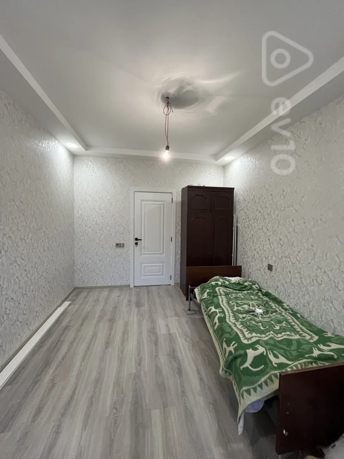Kirayə verilir 2 otaqlı köhnə tikili 60 m²