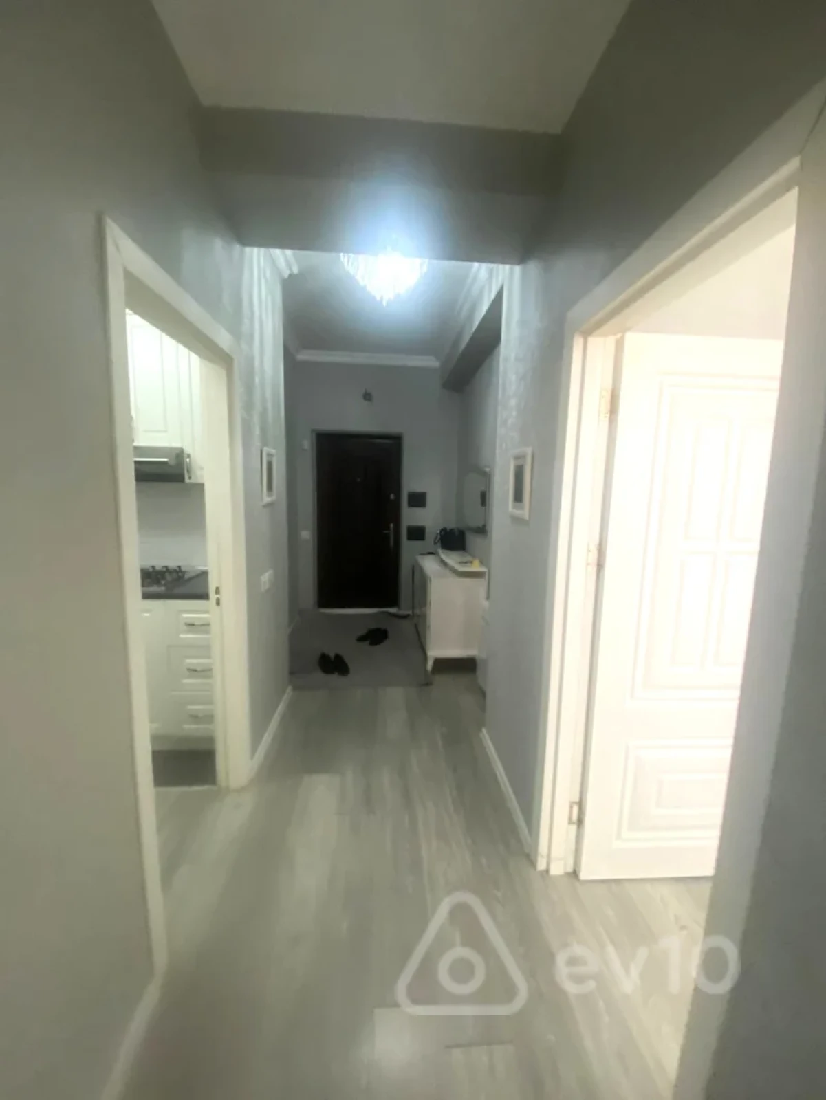 Kirayə verilir 2 otaqlı yeni tikili 60 m²