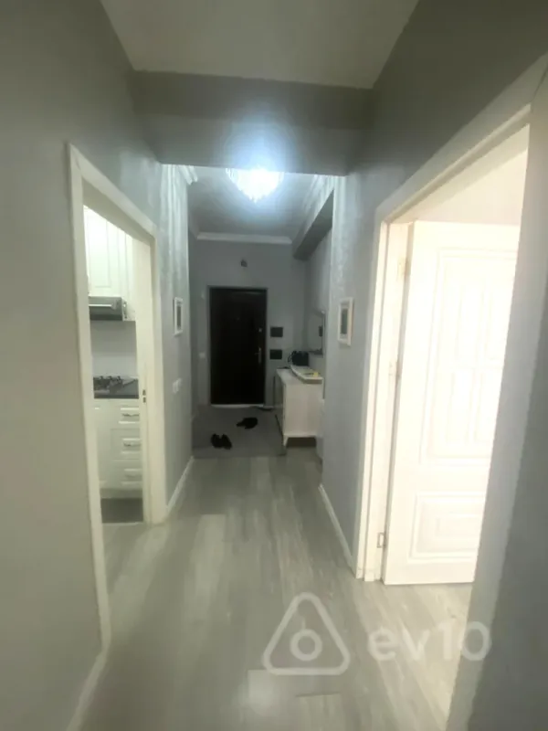 Kirayə verilir 2 otaqlı yeni tikili 60 m²