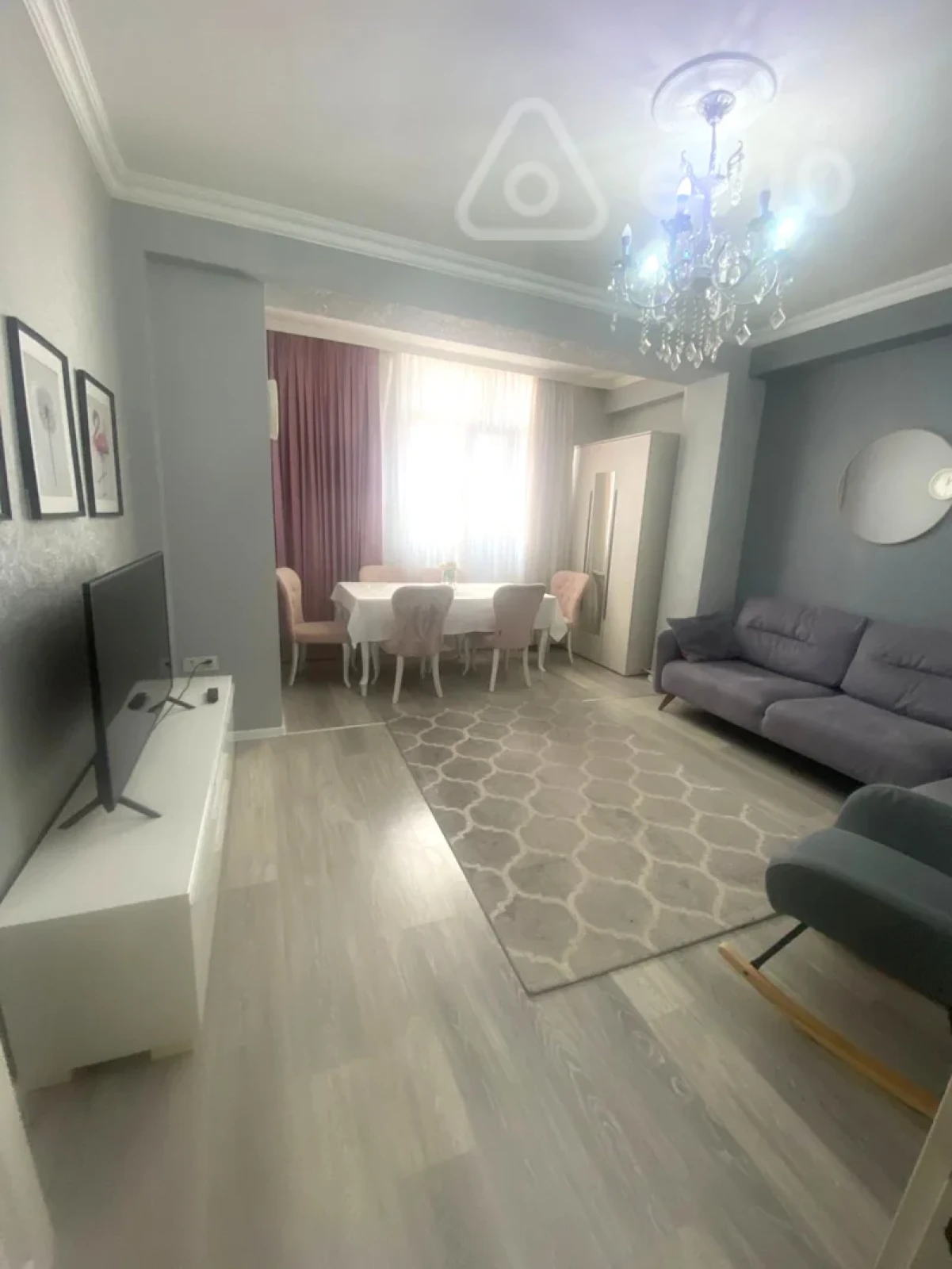 Kirayə verilir 2 otaqlı yeni tikili 60 m²
