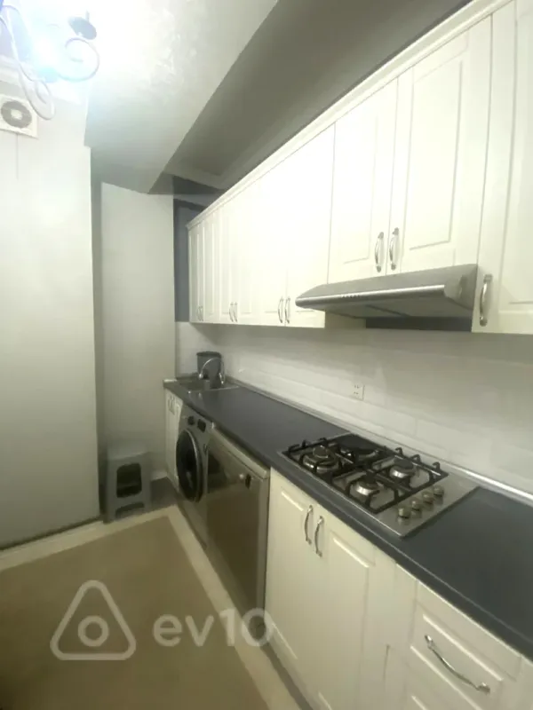 Kirayə verilir 2 otaqlı yeni tikili 60 m²