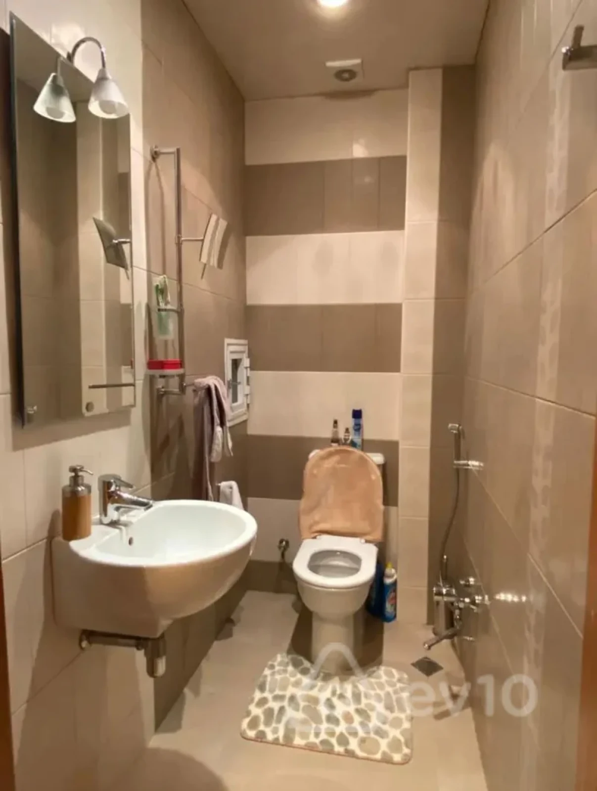 Satılır 3 otaqlı yeni tikili 145 m²