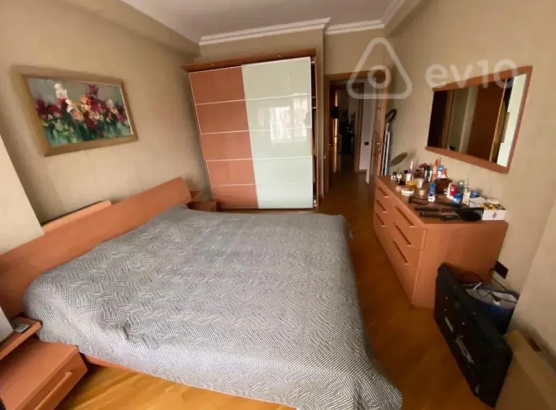 Satılır 3 otaqlı yeni tikili 145 m²
