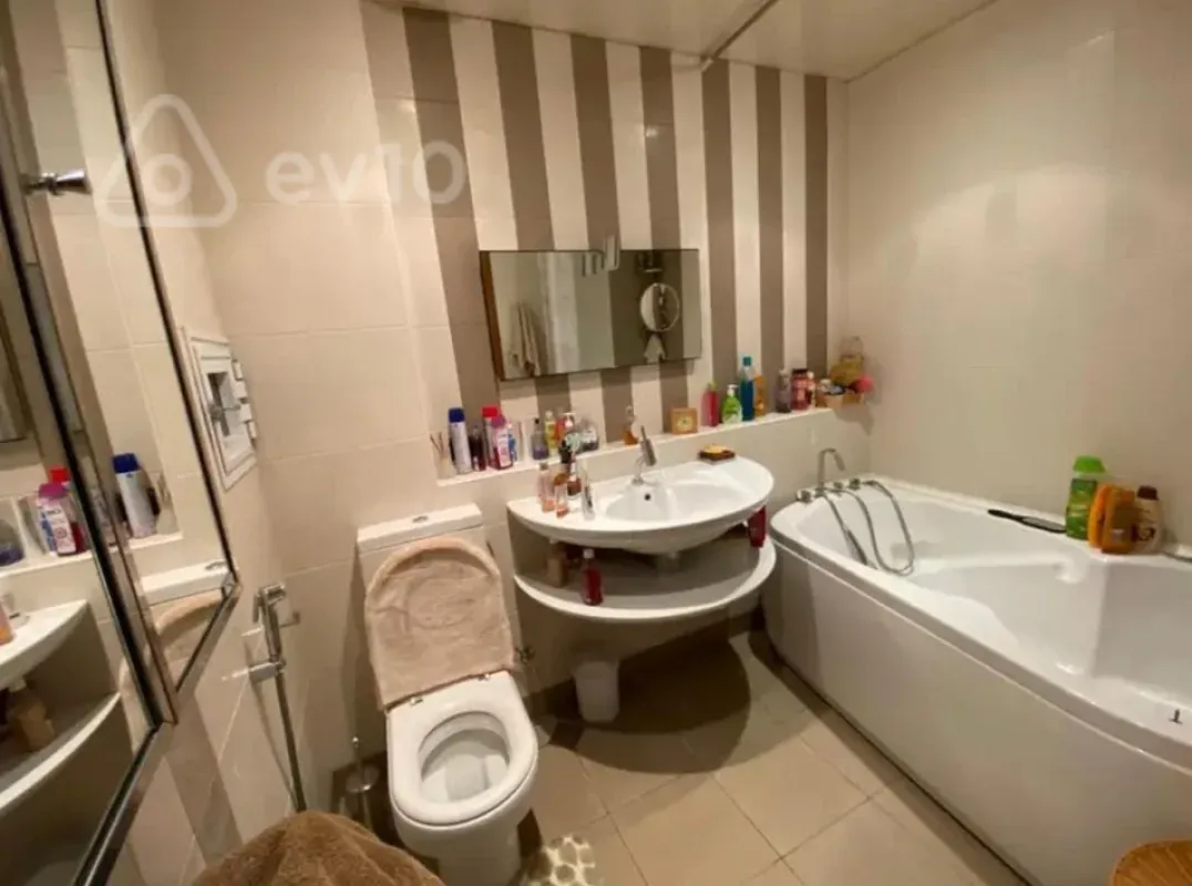 Satılır 3 otaqlı yeni tikili 145 m²