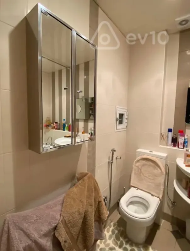 Satılır 3 otaqlı yeni tikili 145 m²