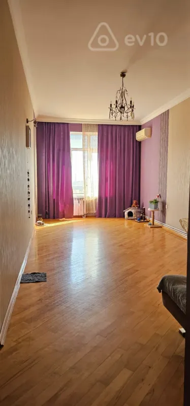 Satılır 2 otaqlı yeni tikili 67 m²