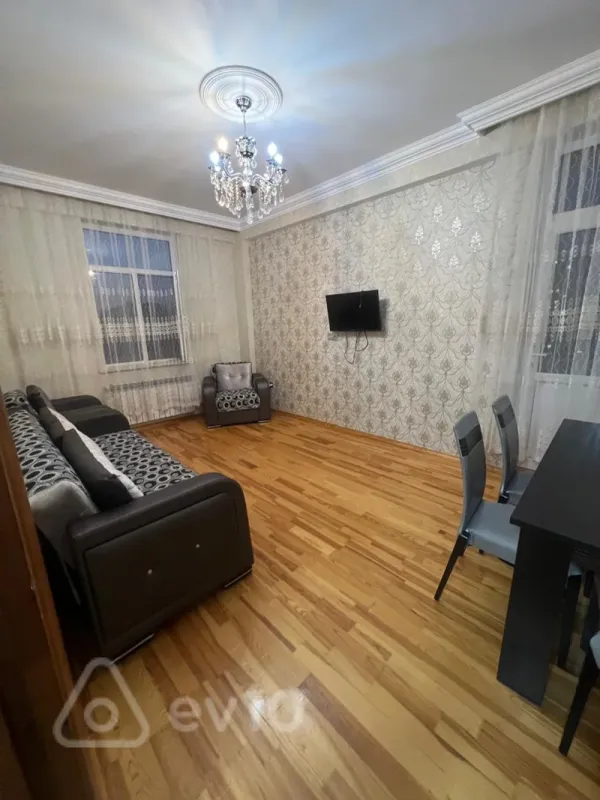 Kirayə verilir 2 otaqlı yeni tikili 83 m²