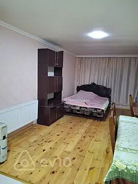 Kirayə verilir 1 otaqlı həyət evi 40 m²
