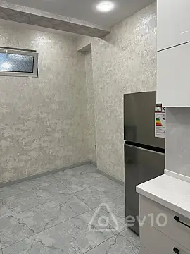 Kirayə verilir 3 otaqlı yeni tikili 110 m²