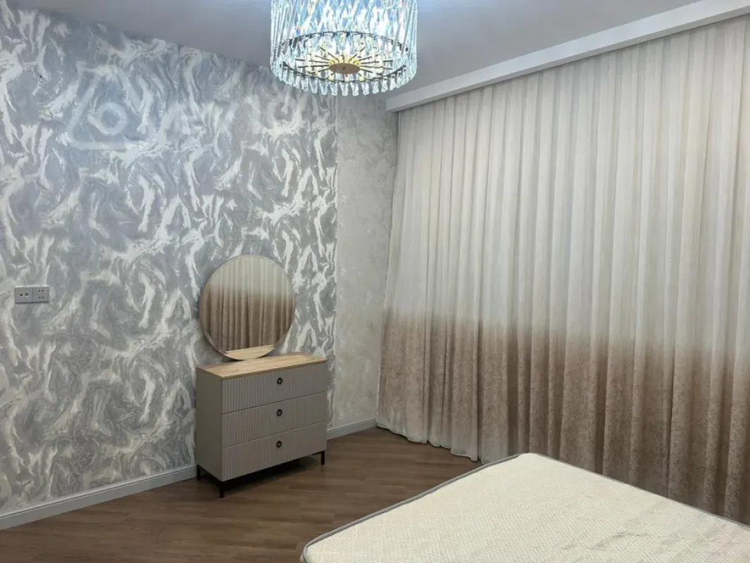 Kirayə verilir 3 otaqlı yeni tikili 110 m²