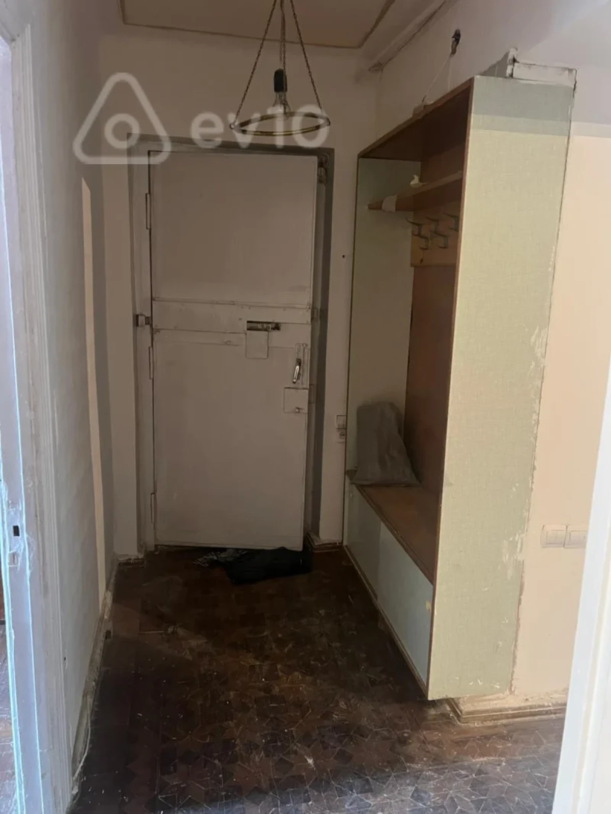 Satılır 3 otaqlı köhnə tikili 65 m²