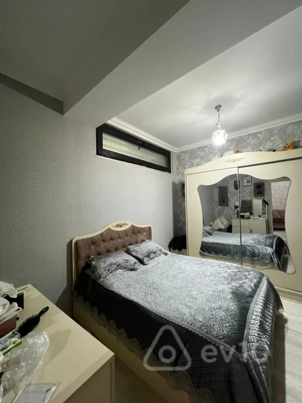 Satılır 3 otaqlı yeni tikili 72 m²