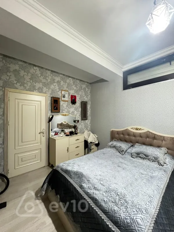 Satılır 3 otaqlı yeni tikili 72 m²